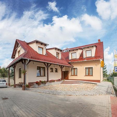 Hotel Vera Sulechów Exterior foto